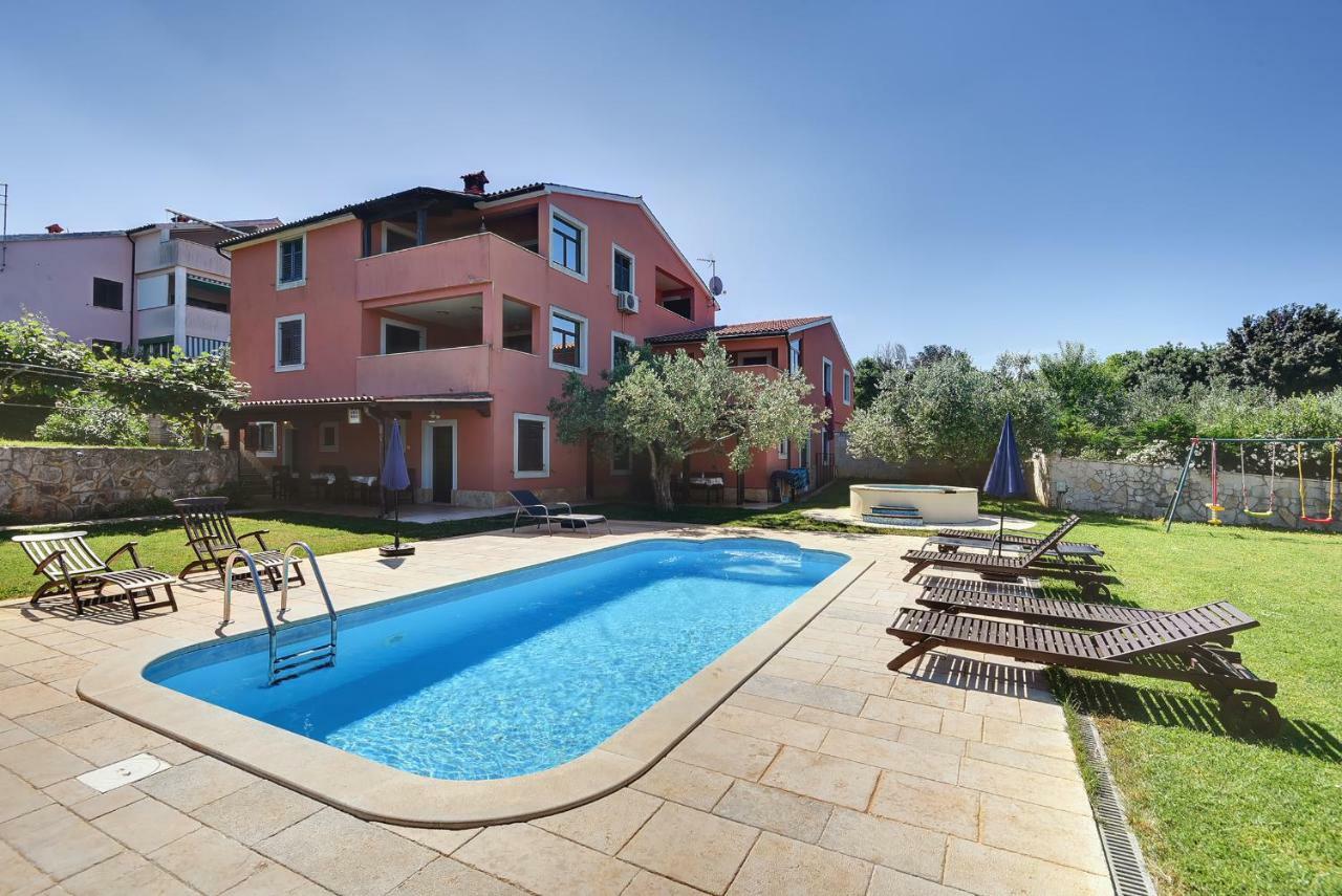 Apartments Aldo Banjole Bagian luar foto